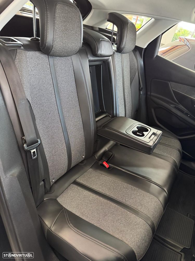 Peugeot 3008 PureTech 130 Stop & Start EAT6 Allure - 10