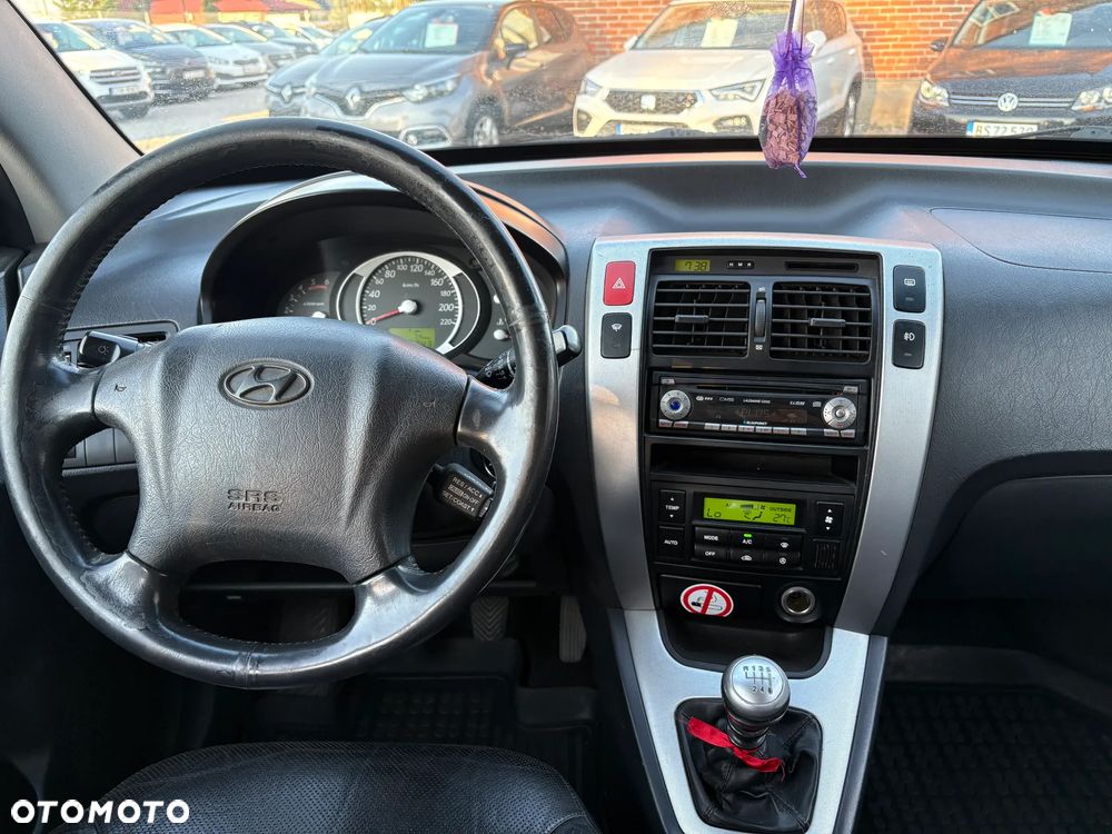 Hyundai Tucson 2.0 CRDi VGT 2WD GLS - 9