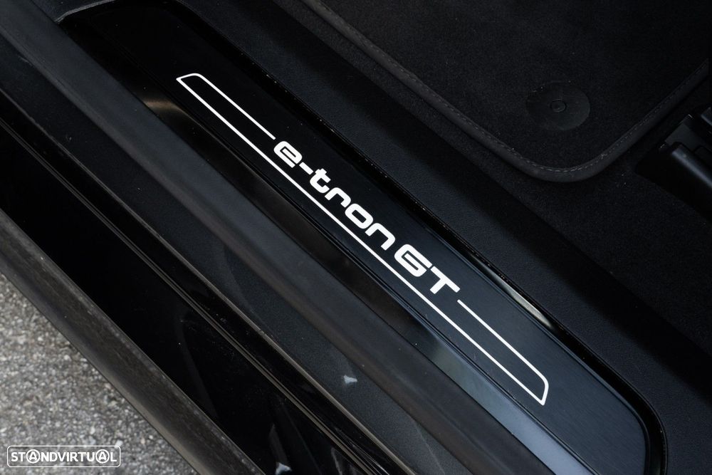 Audi e-tron GT quattro - 32