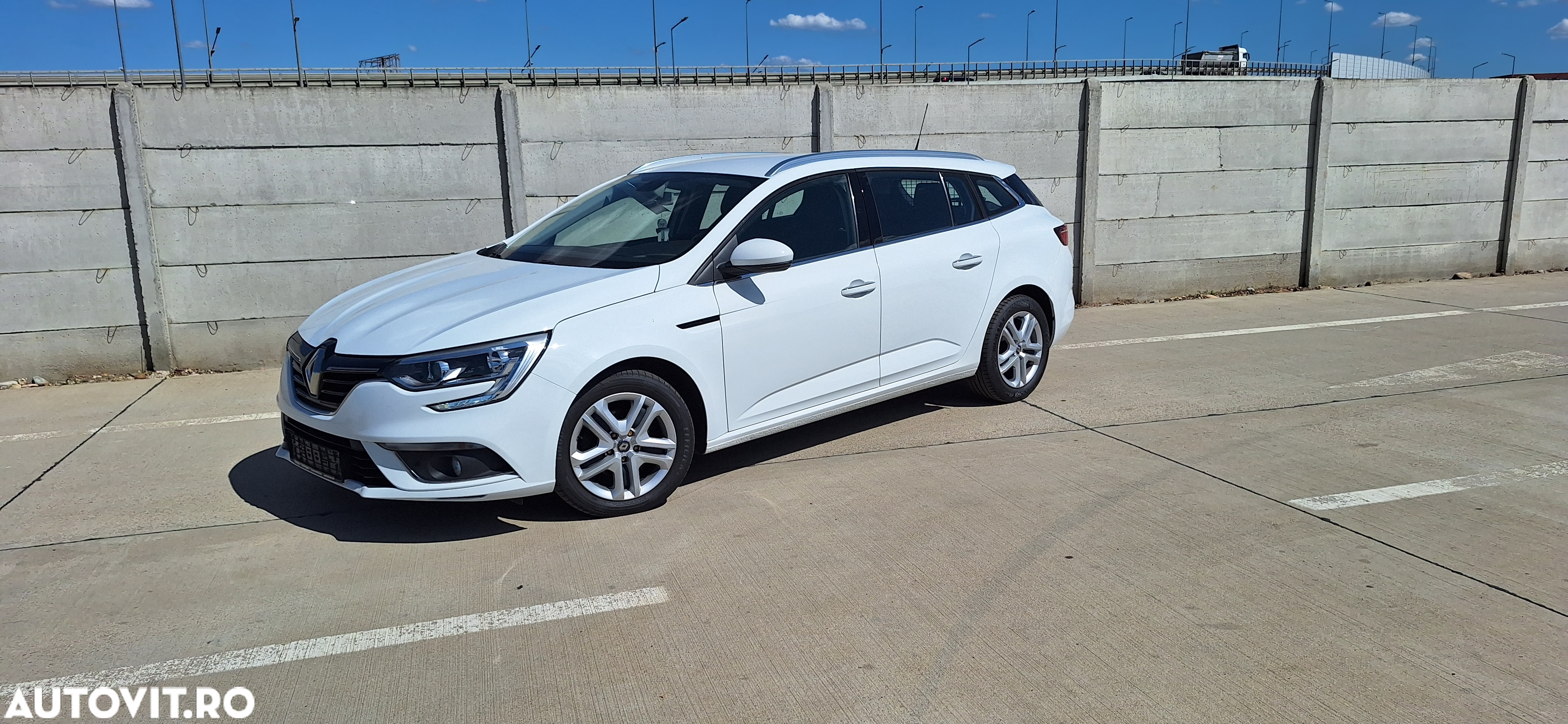 Renault Megane BLUE dCi EDC Limited - 2