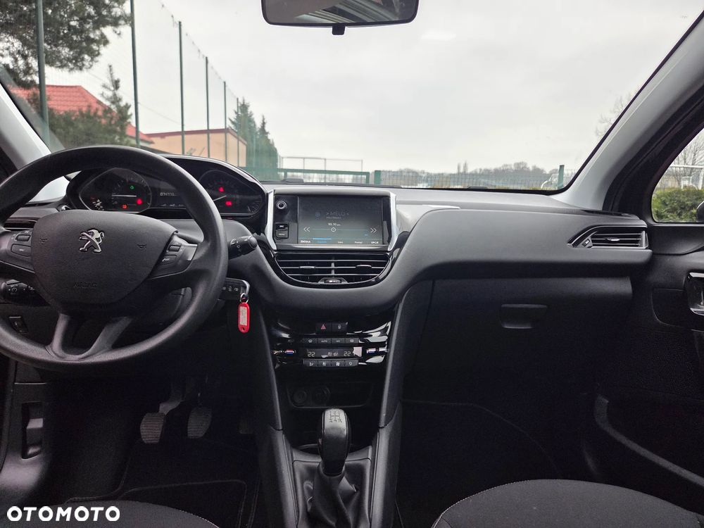 Peugeot 208 1.2 VTi Business Line - 17