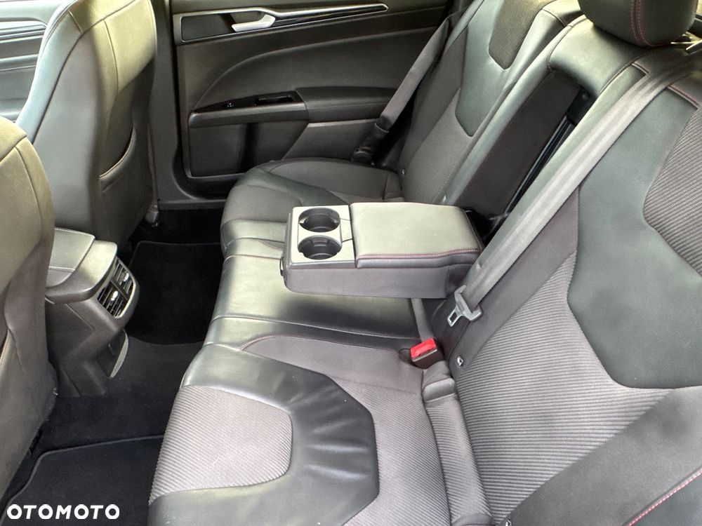 Ford Mondeo 1.5 EcoBoost ST-Line - 11