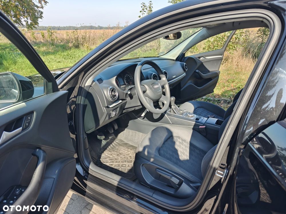 Audi A3 Sportback - 25