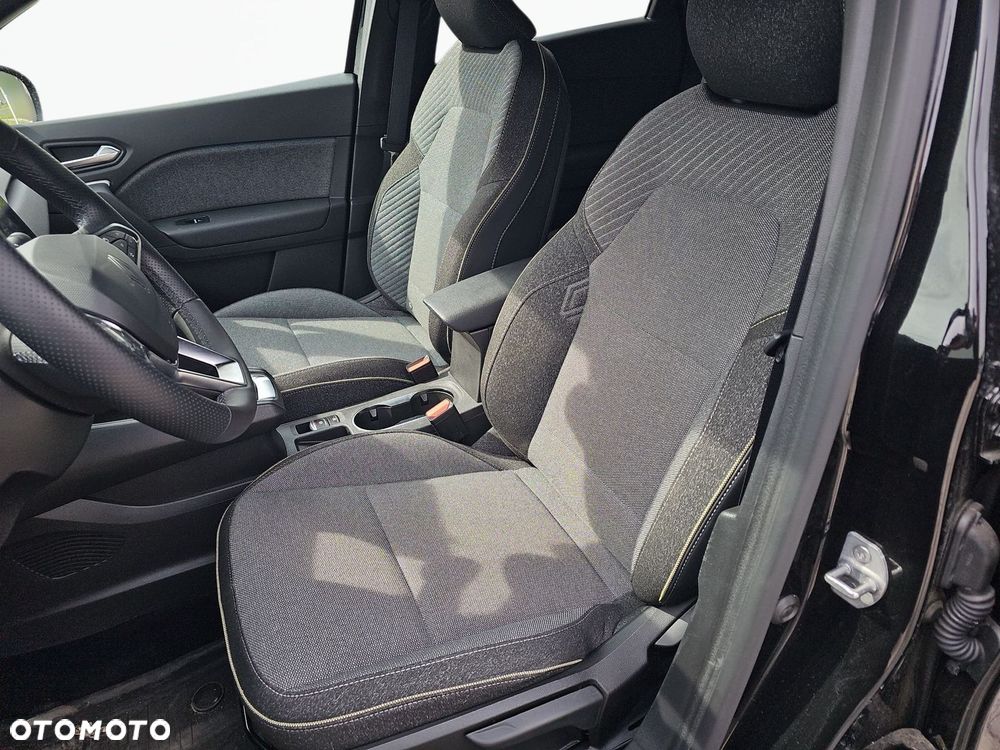 Renault Captur - 28