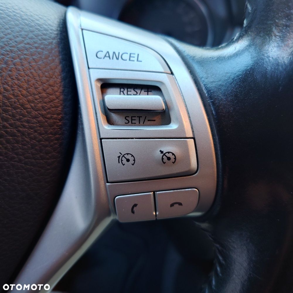 Nissan Qashqai 1.6 DCi N-Connecta - 15