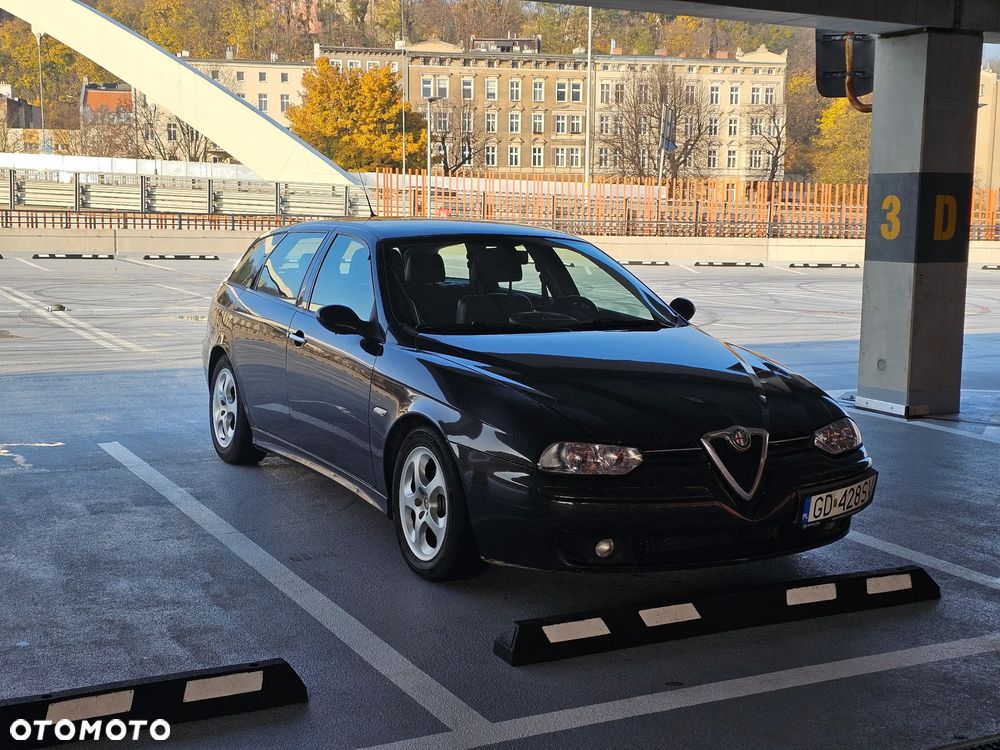 Alfa Romeo 156 ver-156-2-4-jtd-distinctive - 5