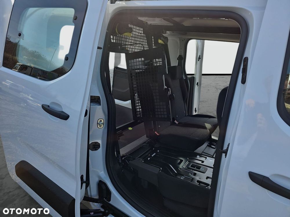 Peugeot Partner - 11