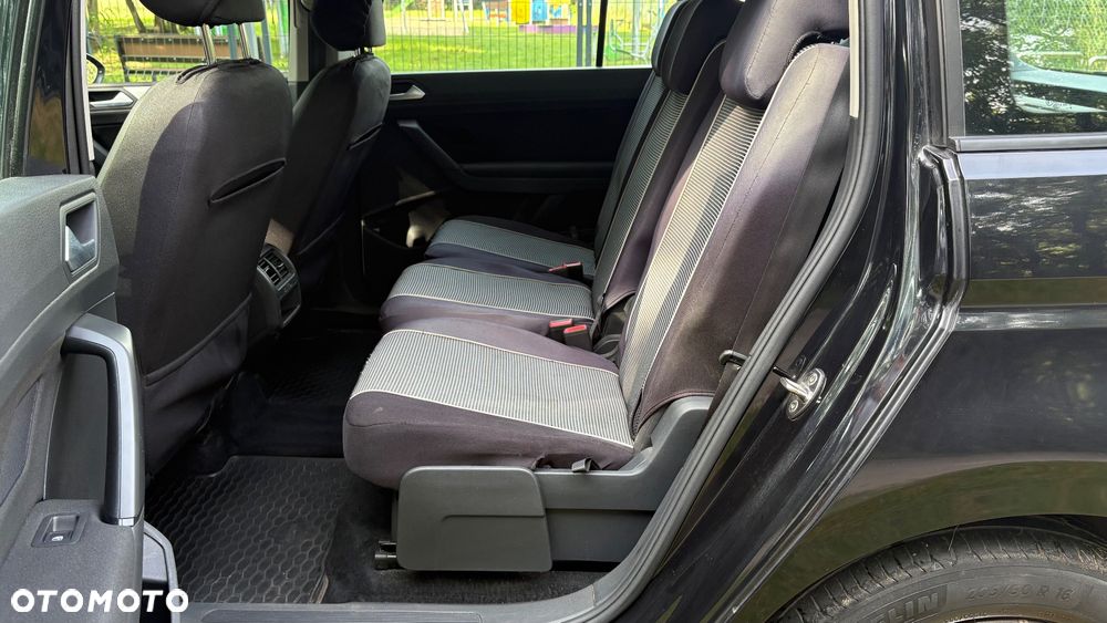 Volkswagen Touran 1.6 TDI SCR (BlueMotion Technology) Comfortline - 22