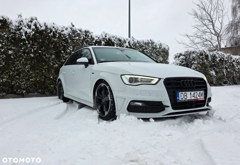 Audi A3 Sportback 2.0 TDI S tronic Ambition - 4