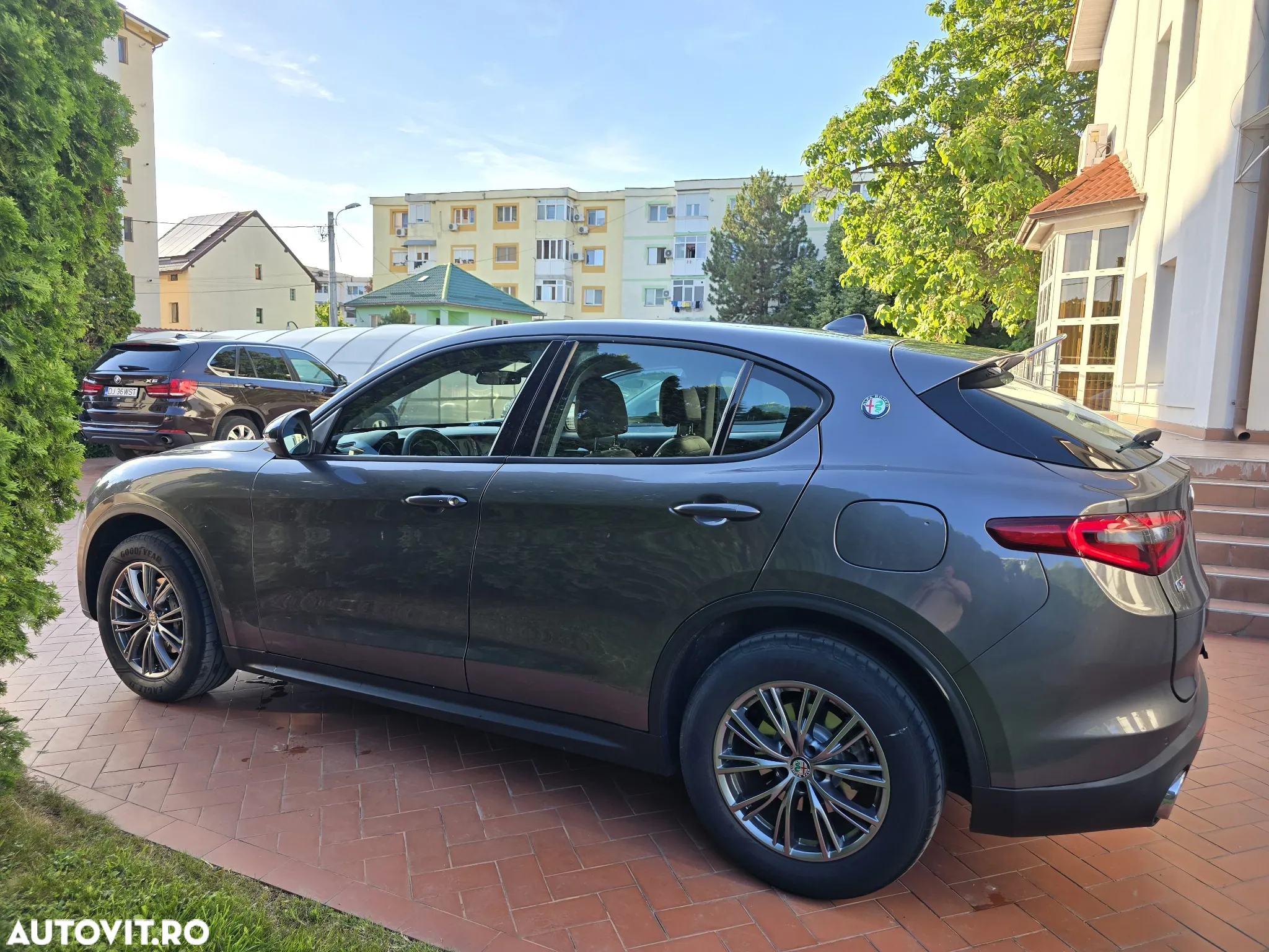 Alfa Romeo Stelvio 2.0 Turbo 16V AT8-Q4 Sprint - 6