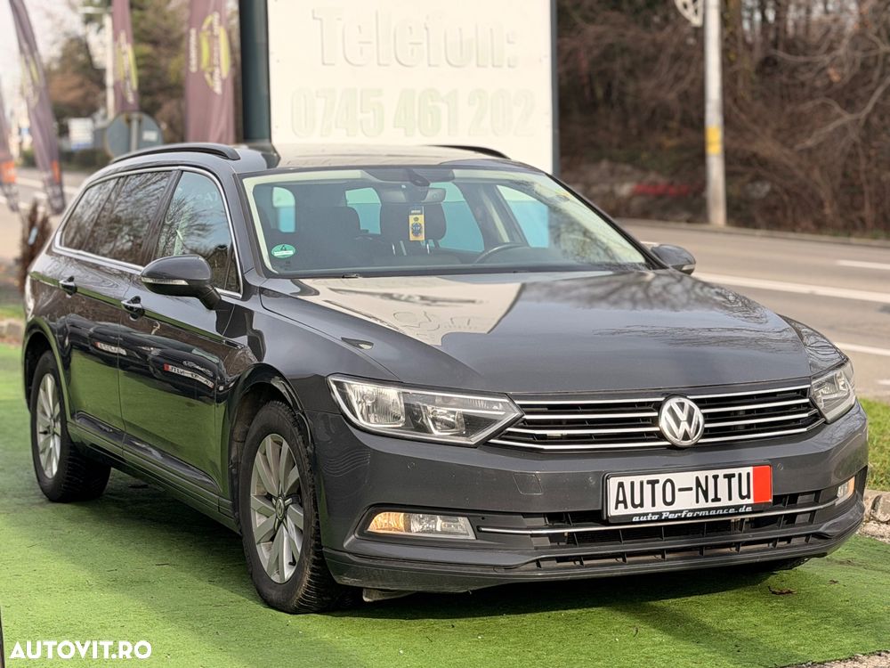 Volkswagen Passat - 4