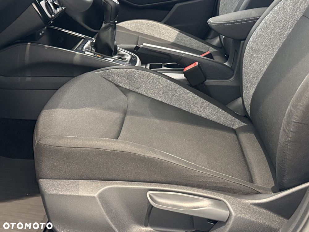 Skoda Fabia 1.0 Essence - 21