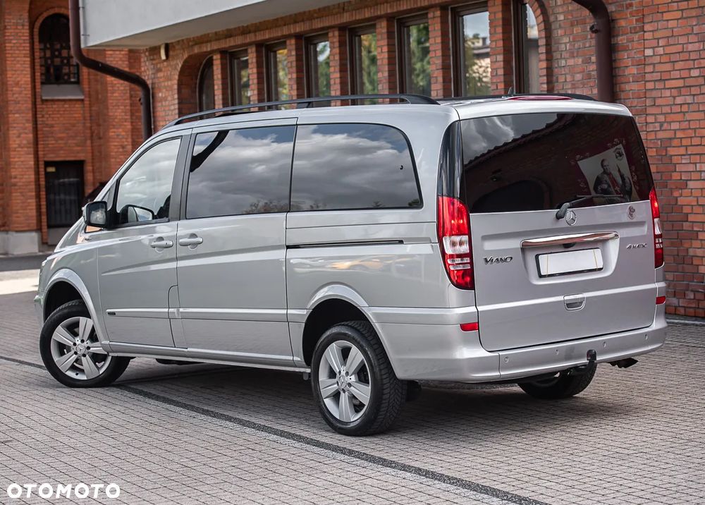 Mercedes-Benz Viano - 9