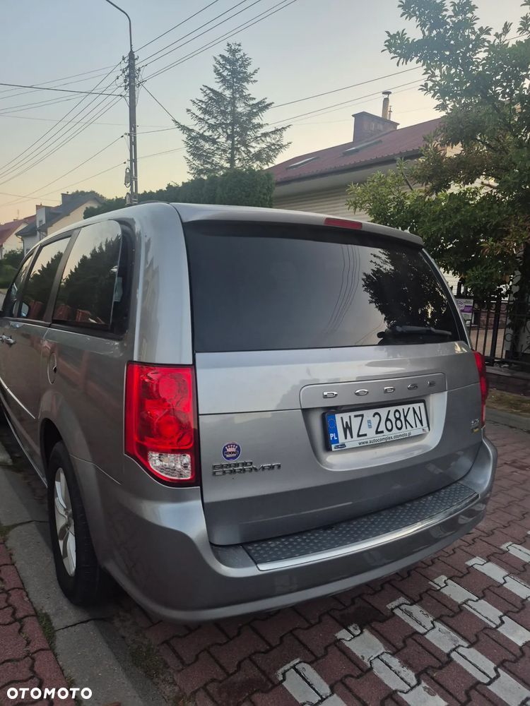 Dodge Grand Caravan - 14