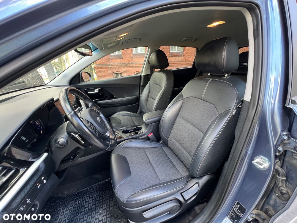 Kia Niro 1.6 GDI PHEV 2WD Vision - 8