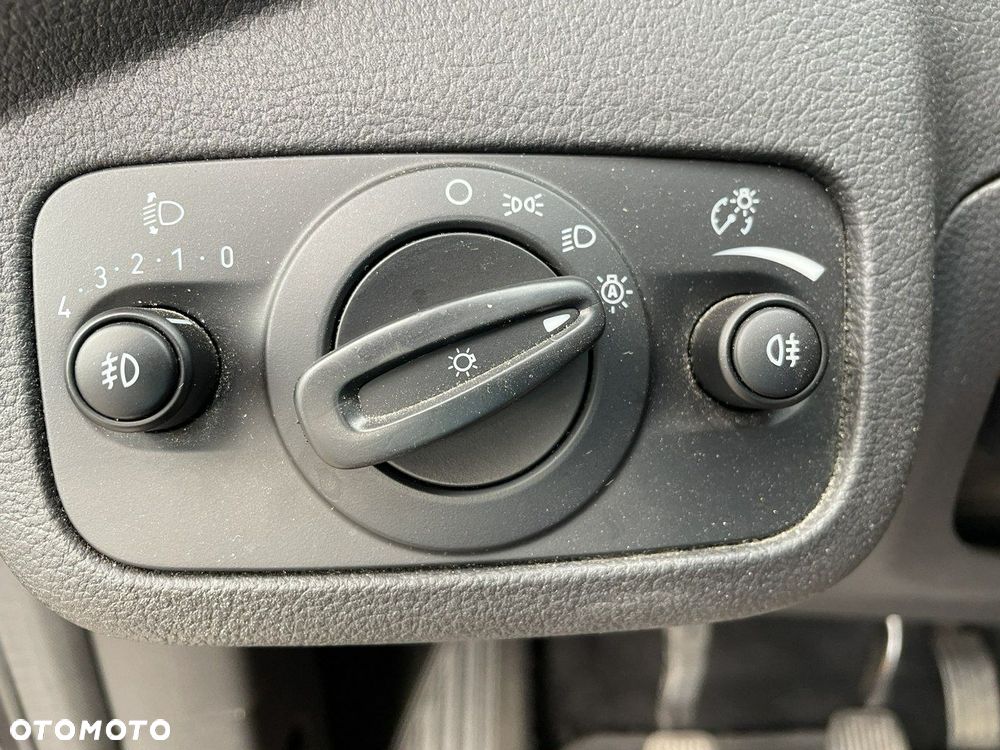 Ford Kuga 1.5 EcoBoost 2x4 ST-Line - 12