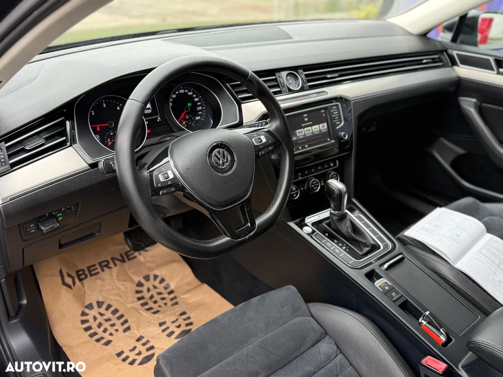 Volkswagen Passat Variant 2.0 TDI DSG 4Motion Comfortline - 4