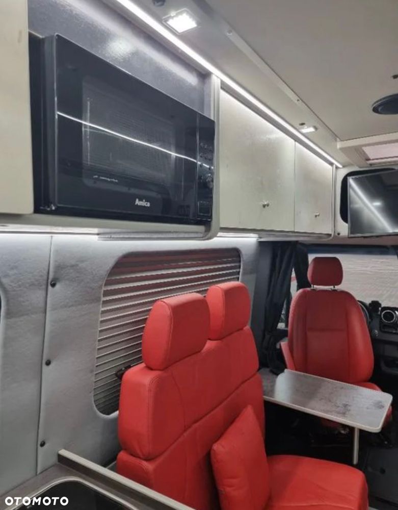 Mercedes-Benz SPRINTER - 25