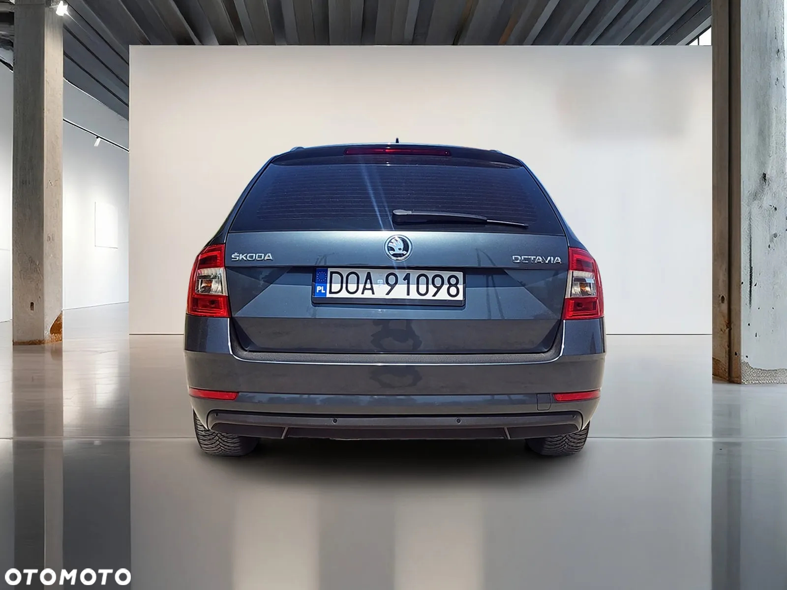 Skoda Octavia 1.6 TDI DSG Ambition - 4