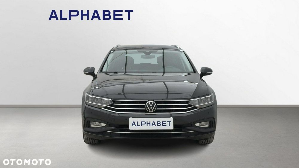 Volkswagen Passat - 9