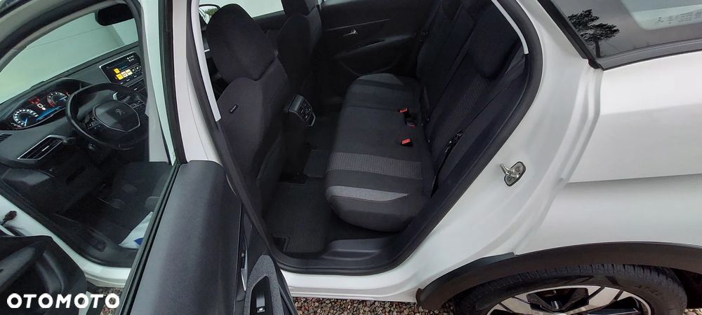 Peugeot 3008 PureTech 130 Stop & Start Active - 21