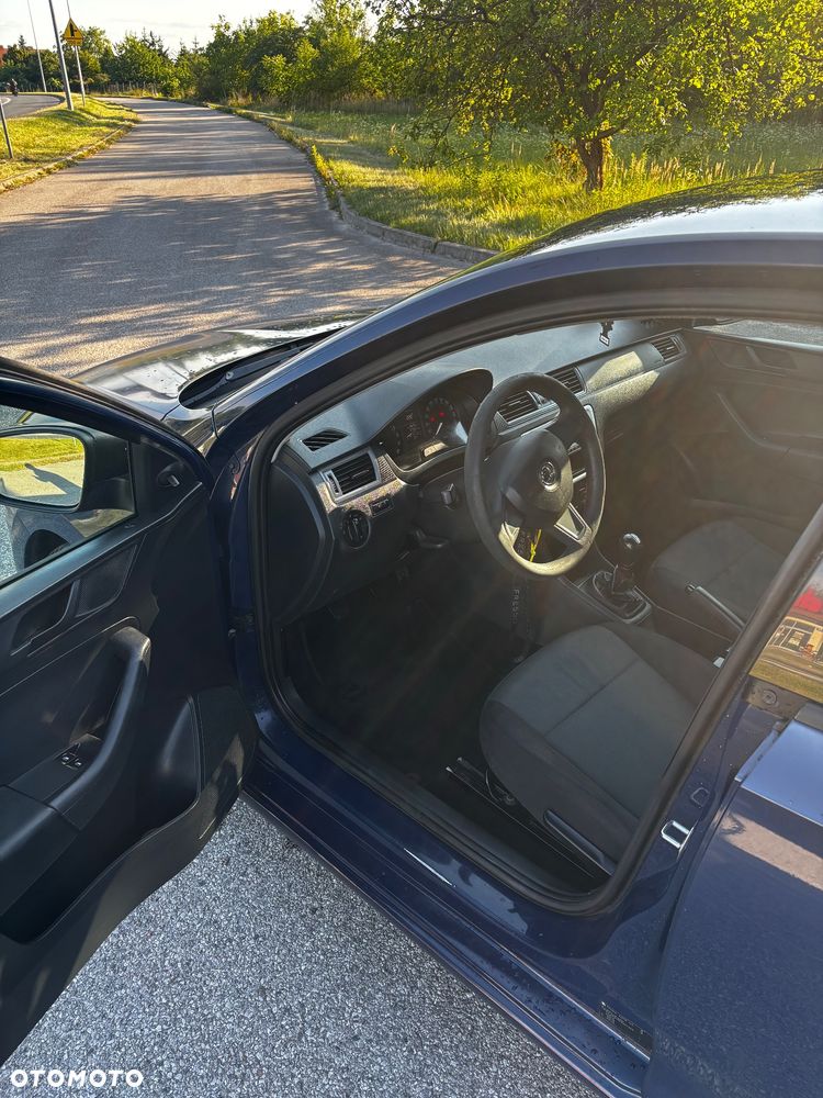 Skoda RAPID 1.6 TDI DPF Active - 9