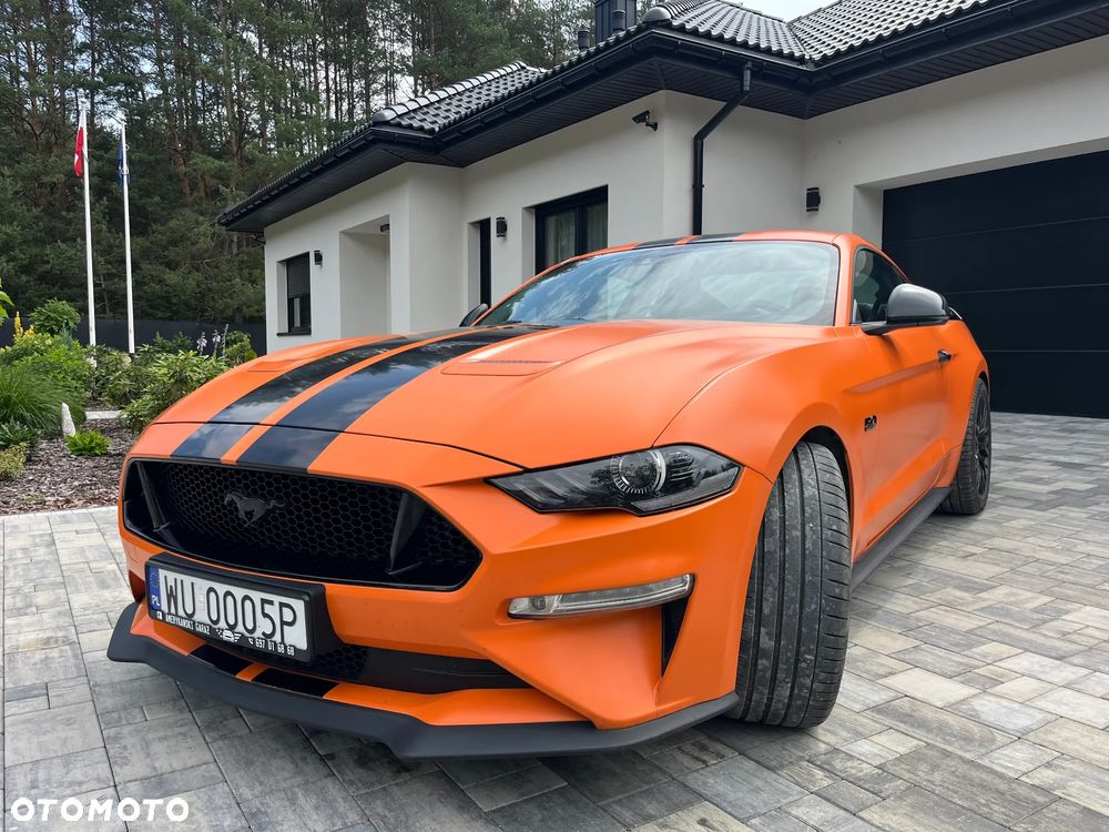 Ford Mustang - 1