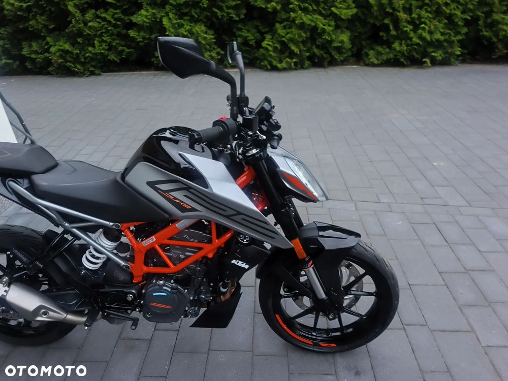 KTM Duke - 11