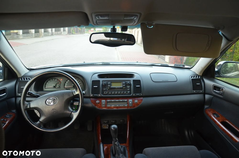Toyota Camry 2.4 VVT-i - 2