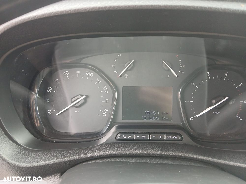 Peugeot Expert - 11