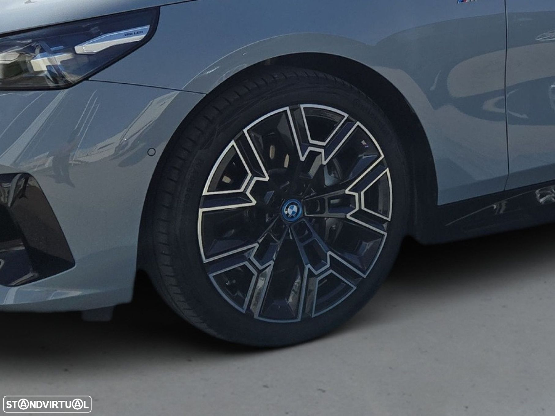 BMW i5 Touring eDrive40 - 4