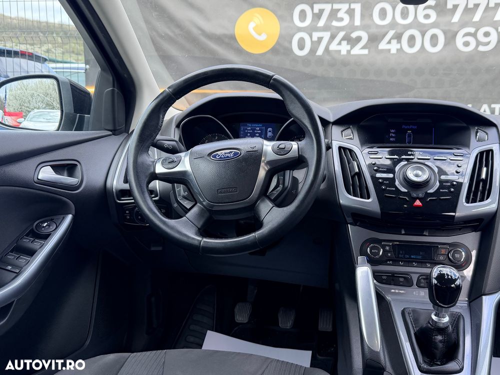 Ford Focus 1.6 TDCI DPF Titanium - 6