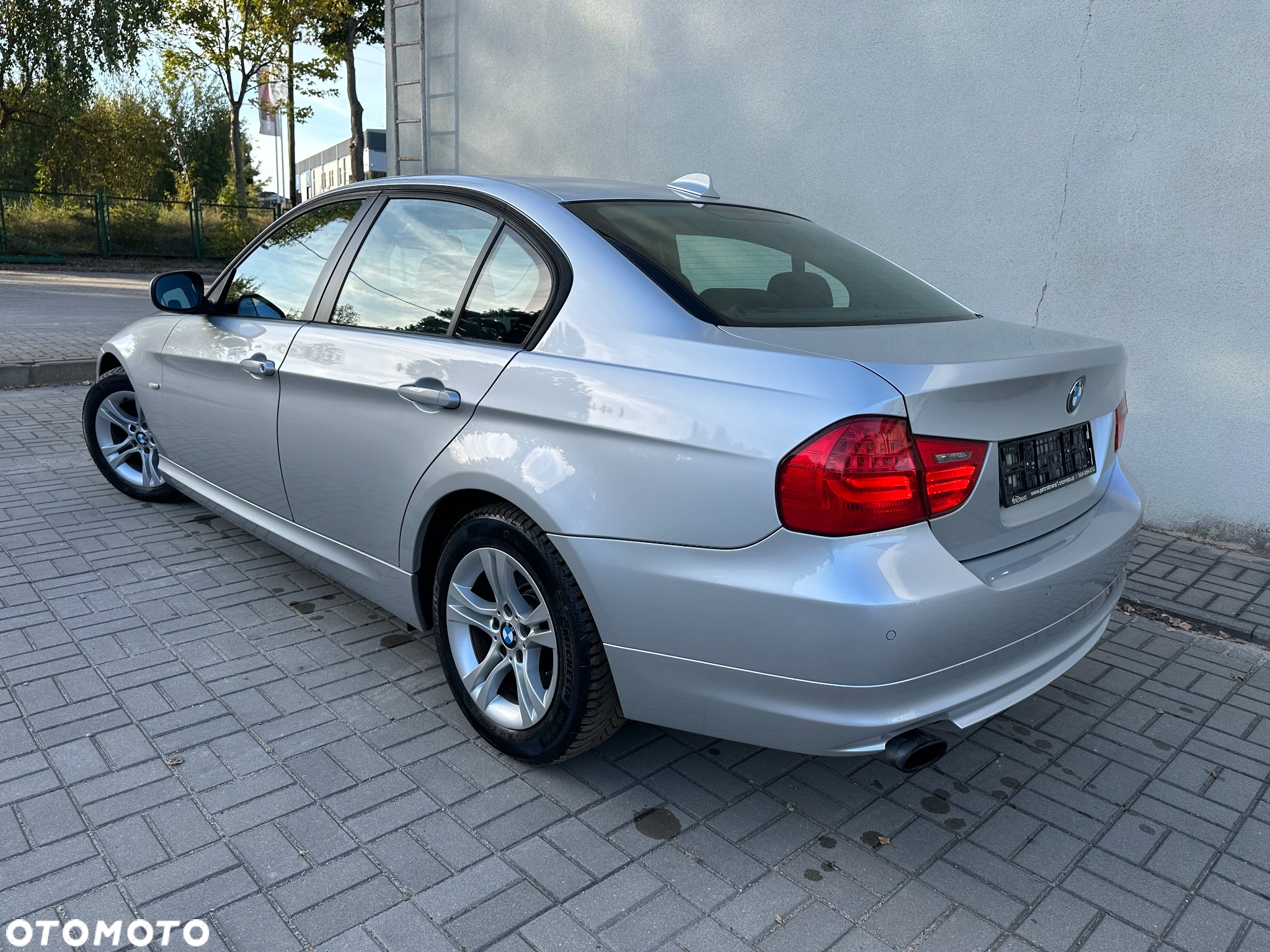 BMW Seria 3 318i - 11