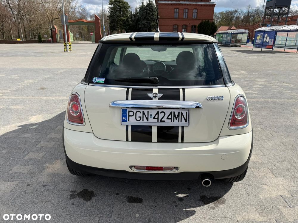 MINI ONE Brick Lane - 6