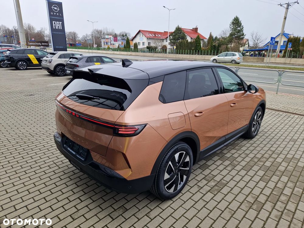 Opel Grandland 1.2 T mHEV GS S&S eDTC6 - 12
