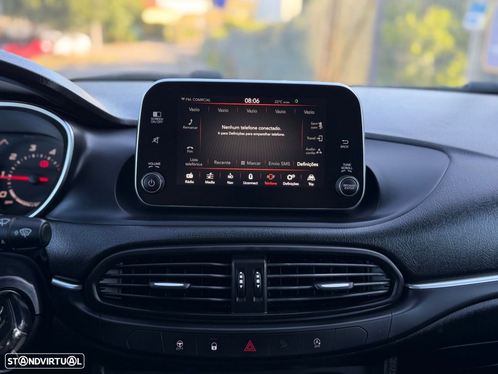 Fiat Tipo Station Wagon 1.3 M-Jet Lounge - 28