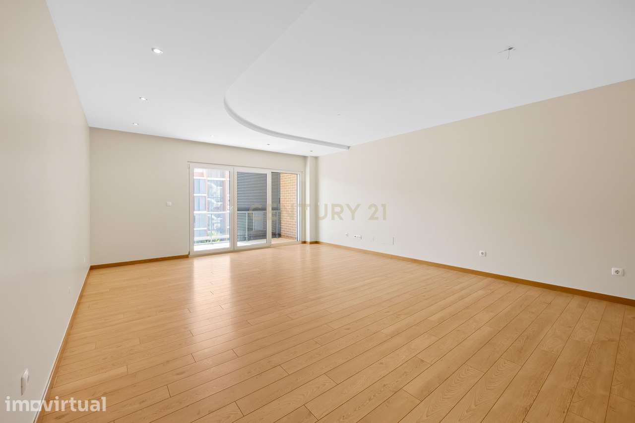 Apartamento T3 com excelentes áreas no Montijo - Grande imagem: 4/27