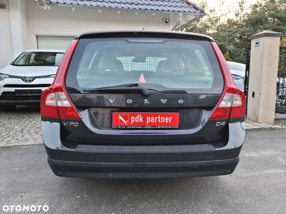 Volvo V70 D3 Summum - 17