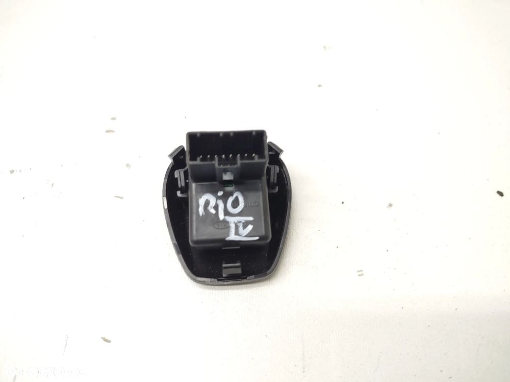 CZUJNIK ZMIERZCHU SENSOR DESZCZU 97253-G3400 KIA RIO IV ORYGINAŁ - 2
