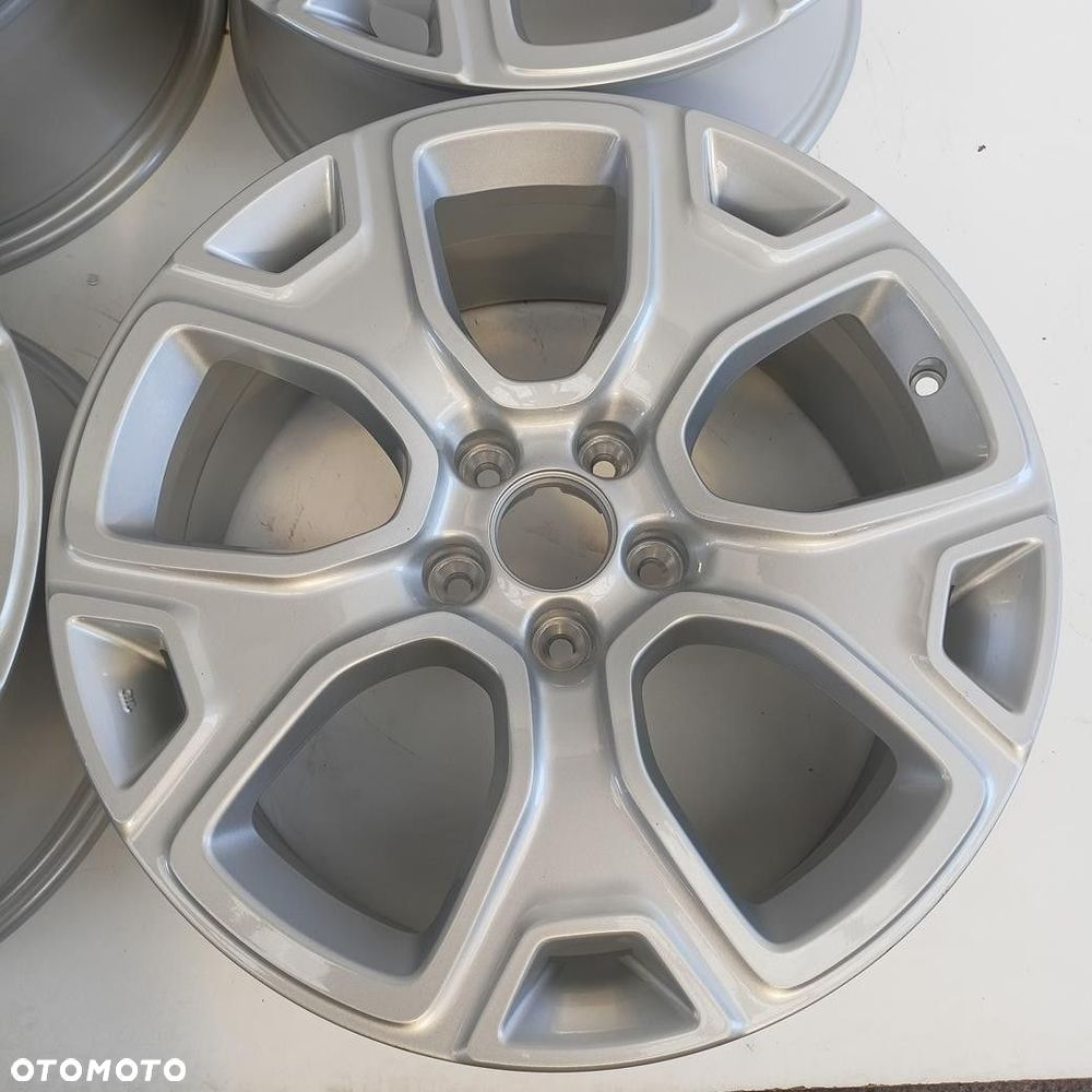 Alufelgi 5x110 18 Astra Vectra Zafira Corsa Meriva 4szt (F1546) - 4