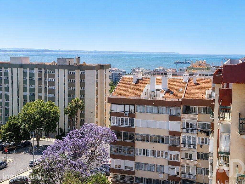 Duplex T2 em Oeiras e São Julião da Barra, Paço de Arcos e Caxias de 1 - Grande imagem: 2/13