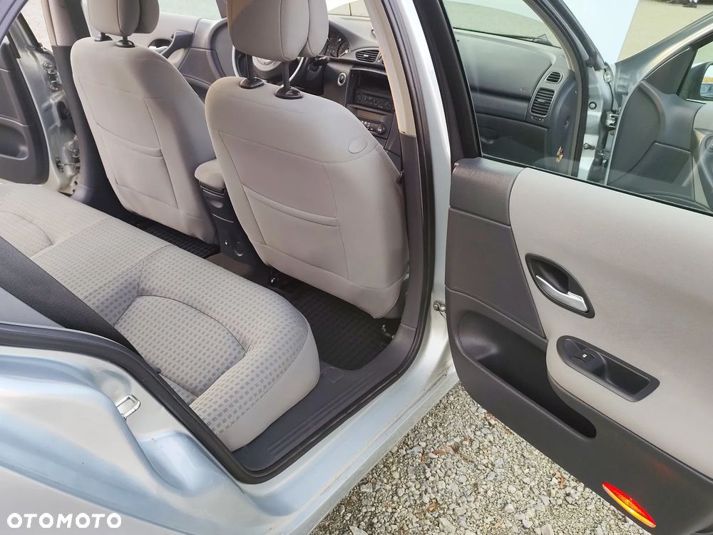 Renault Laguna 2.0 Automatik Expression - 31