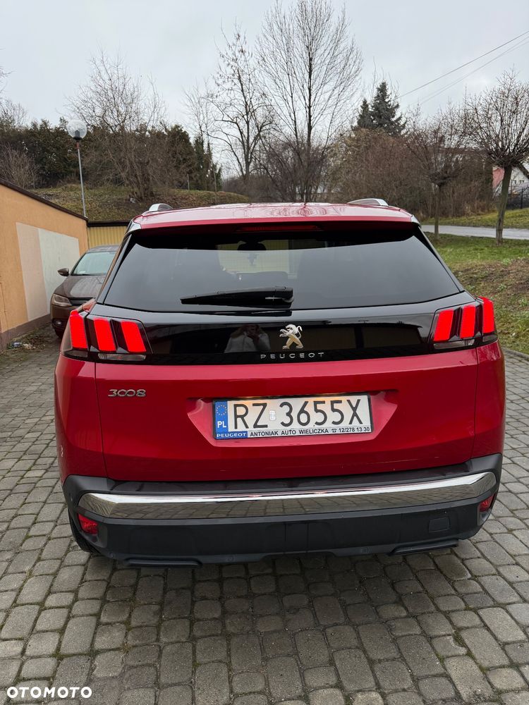 Peugeot 3008 1.2 PureTech Allure Pack S&S EAT8 - 4