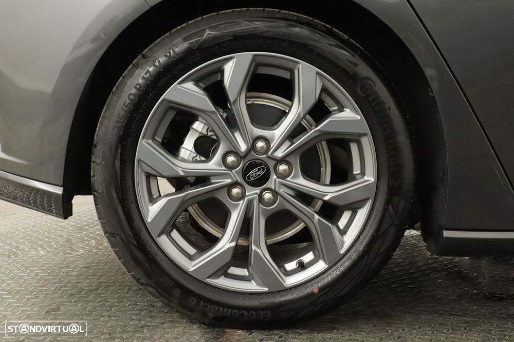 Ford Focus 1.0 EcoBoost MHEV ST-Line X - 5