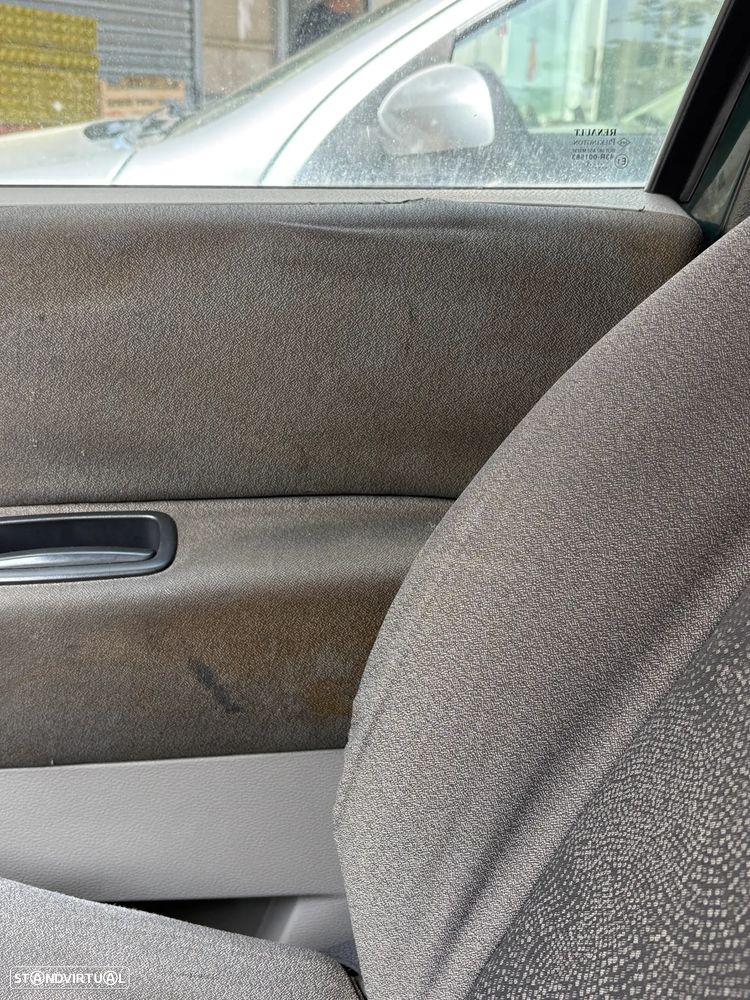 Renault Modus 1.2 Confort Privilège - 14