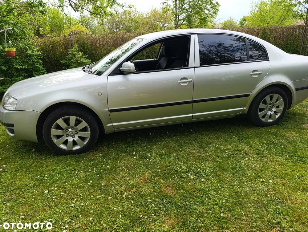 Skoda Superb - 3