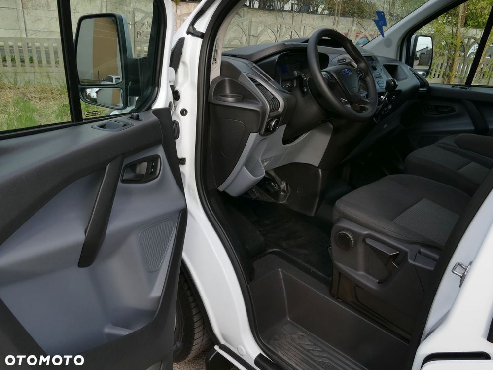 Ford Transit - 21