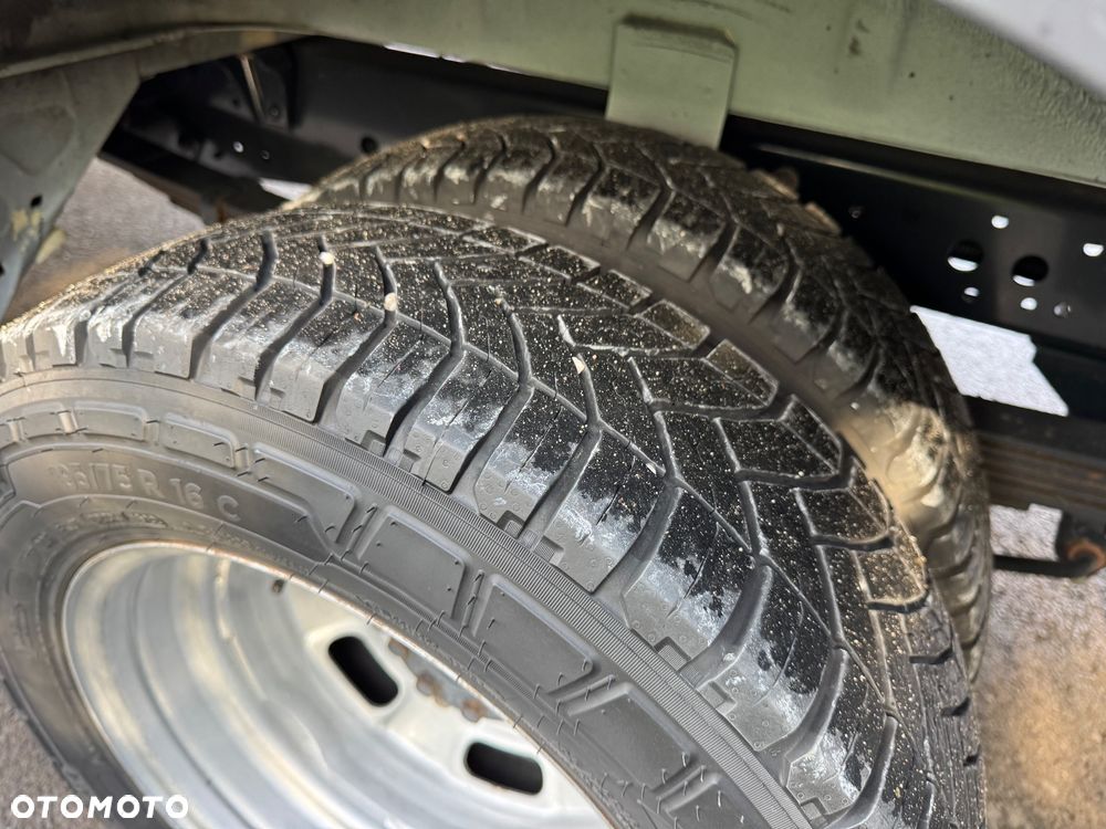 Iveco DAILY 35 C 15 BLASZAK Motor 3.0 Litry KLIMA - 9