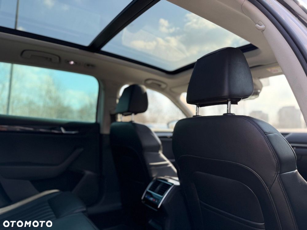 Skoda Superb 2.0 TSI 4x4 L&K DSG - 32
