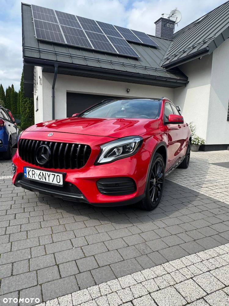 Mercedes-Benz GLA 250 4-Matic AMG Line - 2